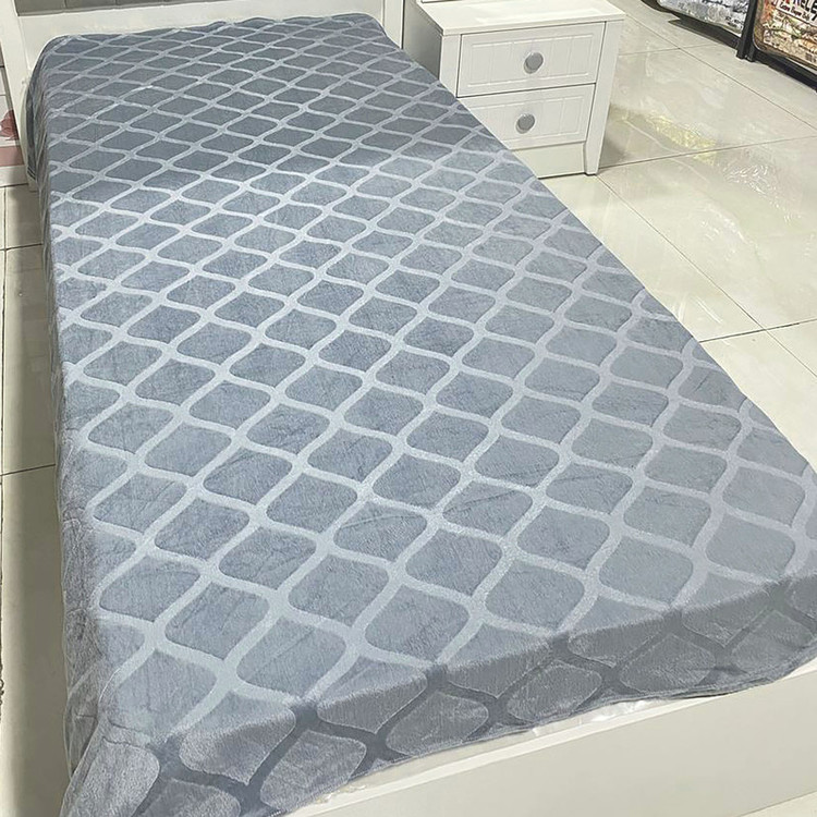 پتو مسافرتی مدل مخمل کد LOZI1 سایز 160x220 سانتی متر
